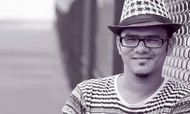 ‘যদি তাদের মতো বস্তাপচা ছবি বানাতাম, তাহলে আমাকে সহ্য করতেন’