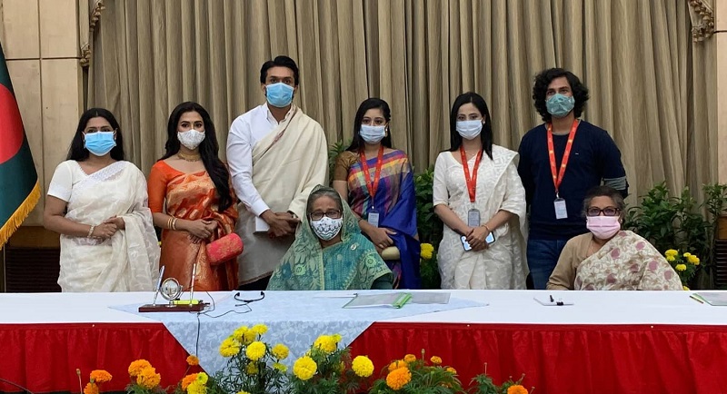 ‘আমার আব্বা কোথায়?’