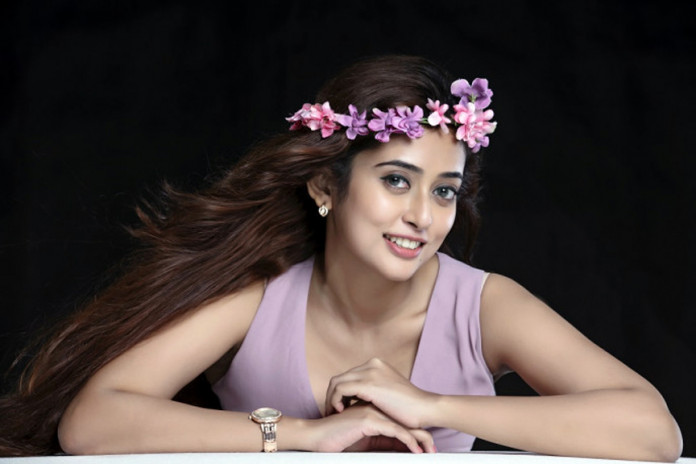 আলোচিত ধর্ষণ কাহিনীতে সিনেমার ঘোষণার পর মামলার হুমকি