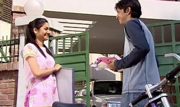 তিন দশকের ভালোবাসার দশ নাটক