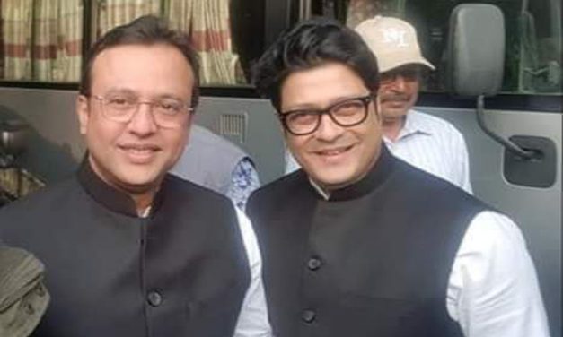 ভারতে এখনো নিষিদ্ধ ফেরদৌস? তার বদলে ‘বঙ্গবন্ধু’র বায়োপিকে রিয়াজ