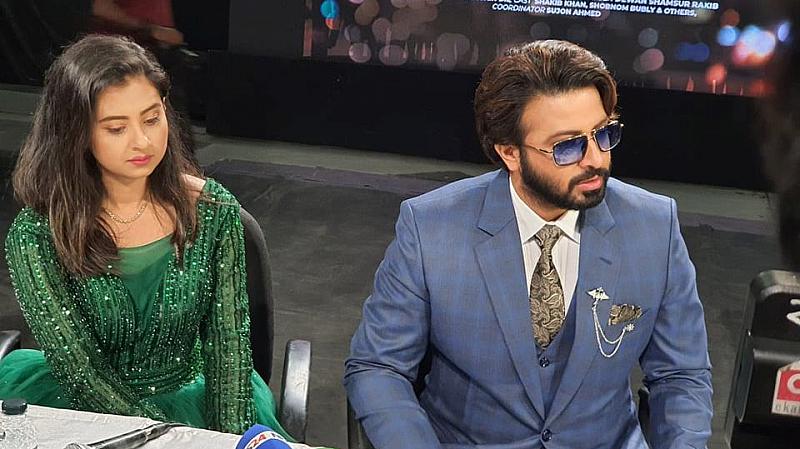 স্থগিত এক ডজন সিনেমা