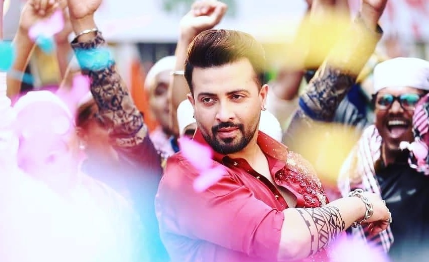 ‘লন্ডন লাভ’ হবে?