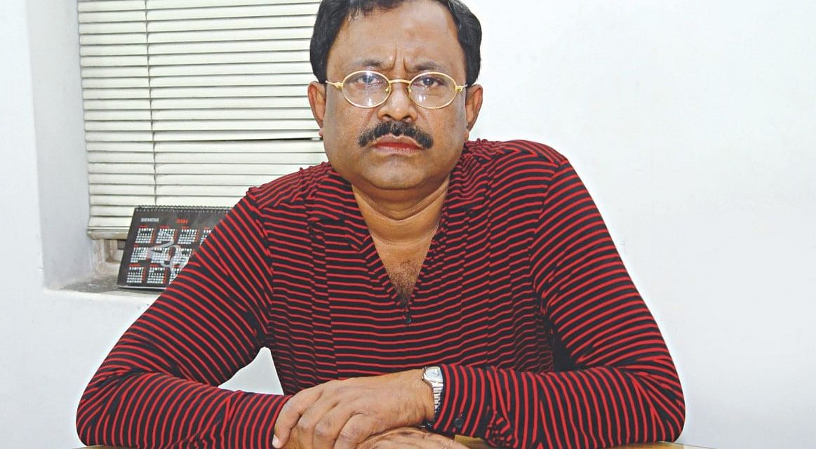 পরিচালনা জীবন নিয়ে ‘অভিনব’ সিনেমা কাজী হায়াতের