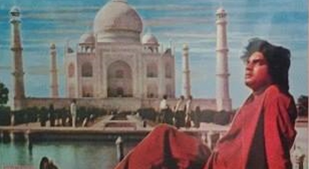 ‘ভেজা চোখ’ দেখে চোখ ভেজেনি কার?