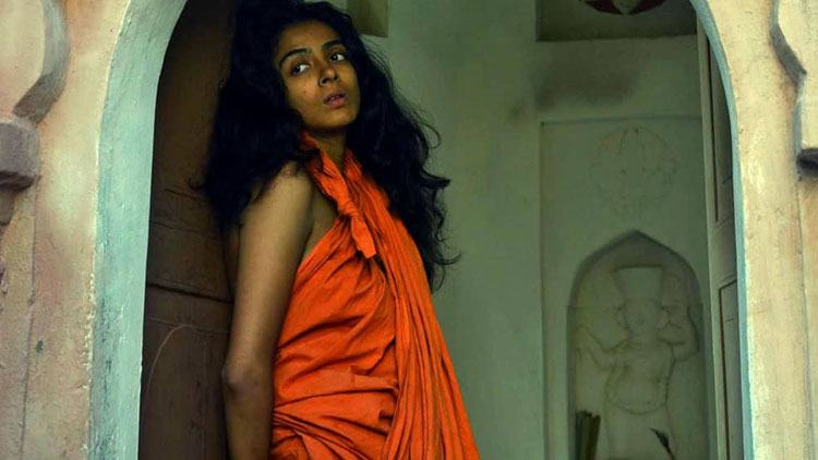 ‘চন্দ্রাবতী কথা’র জন্য বাহবা