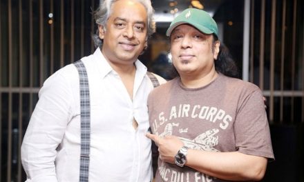 নব্বই দশকের গানে অবিস্মরণীয় জুটি আইয়ুব বাচ্চু-জুয়েল