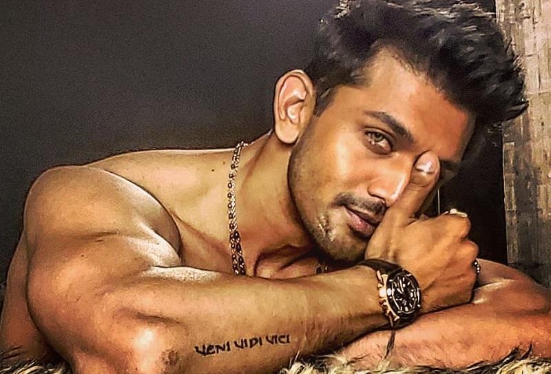 নিভে নিভে ফের জ্বলে ওঠা শুভ