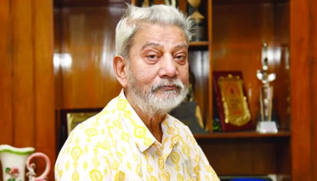 দিল্লির হাসপাতালে চিকিৎসা নিচ্ছেন প্রবীর মিত্র