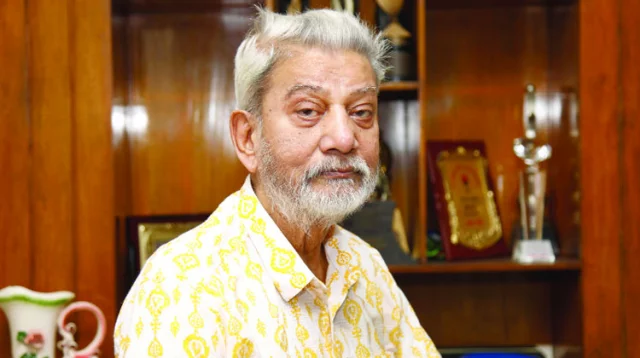 দিল্লির হাসপাতালে চিকিৎসা নিচ্ছেন প্রবীর মিত্র