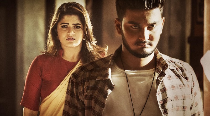 এই ৩৩ হলে শান্ত-শ্রাবন্তীর ‘বিক্ষোভ’