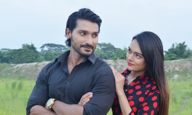 সিনেমার নাম ‘পদ্মার বুকে স্বপ্নের সেতু’