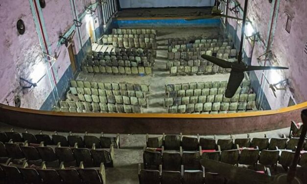 সিনেমার পপকর্ন জোয়ার, শুধু পয়সাওয়ালাদের মনোরঞ্জন হবে না তো