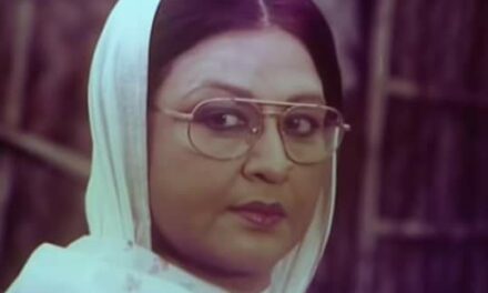 কেন্দ্র ও পরিধির ‘আম্মাজান’