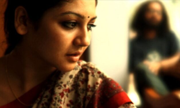 ডুবন্ত মানুষের আখ্যান