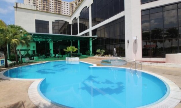 রাজশাহী গ্র্যান্ড রিভার ভিউ হোটেলে ‘পরাণ’!