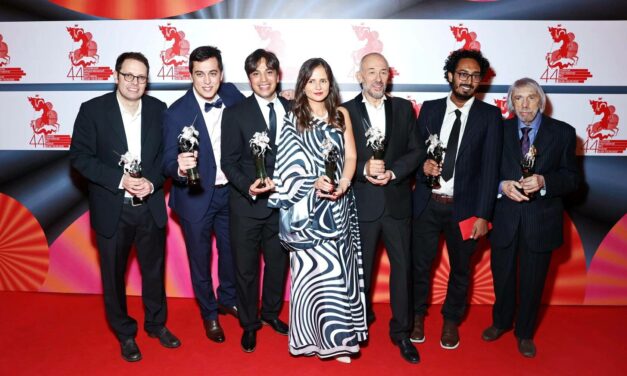 মস্কোয় আরো একটি পুরস্কার জিতল ‘আদিম’