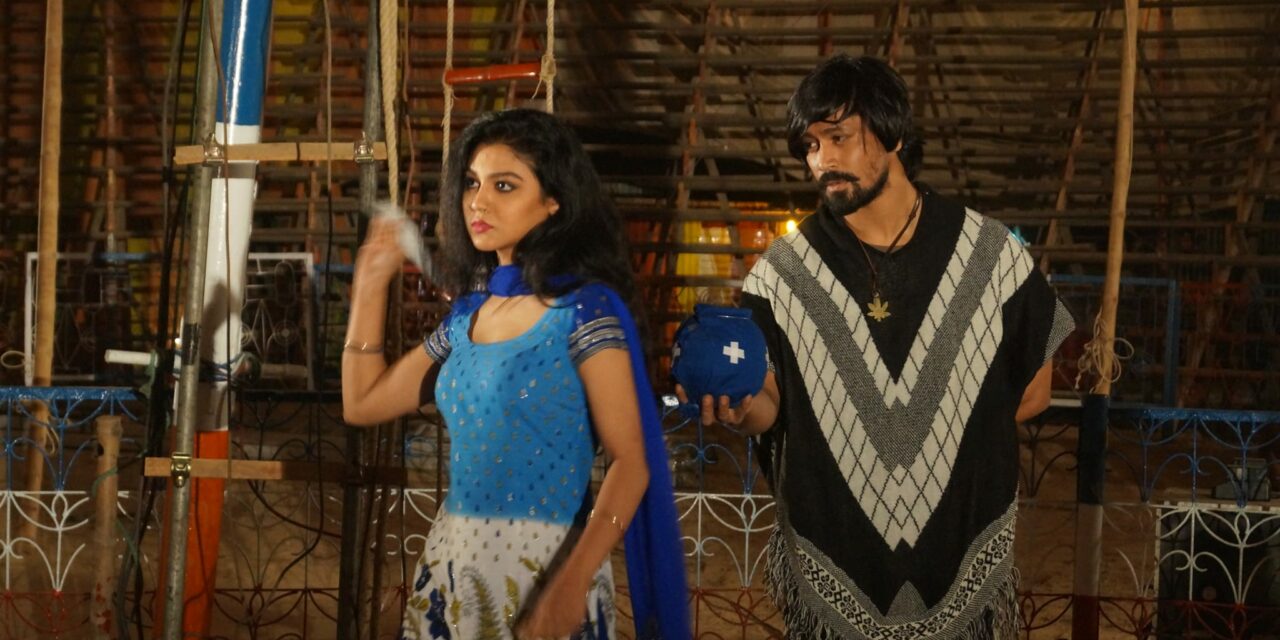 জয়া-সুমনের রসায়নে অনবদ্য ‘বিউটি সার্কাস’