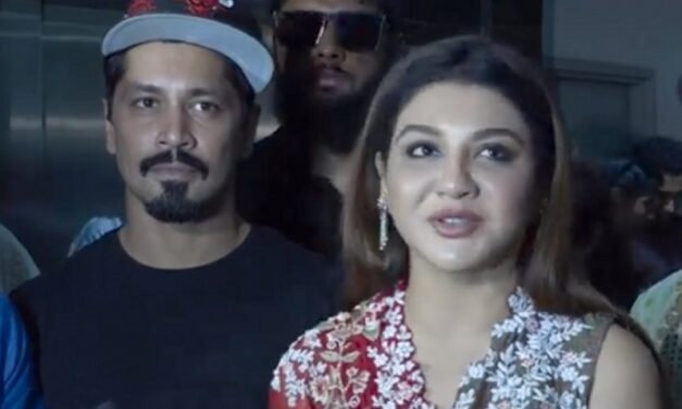 সিনেপ্লেক্সে সন্ধ্যায় শো না থাকায় ‘অন্যকিছু’ দেখছেন তারা