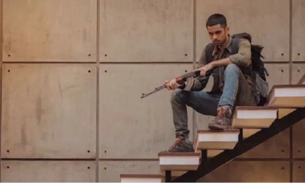 দেশে অবরুদ্ধ ‘শনিবার বিকেল’, ভারতীয় ‘ফারাজ’ ছবির প্রিমিয়ার লন্ডনে