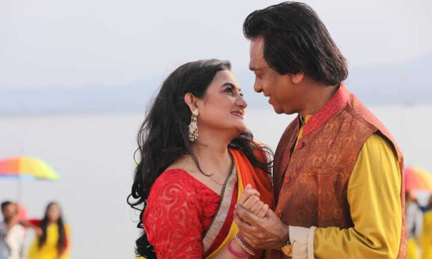 দুই হলে আঞ্চলিক ভাষায় নির্মিত ‘মেইড ইন চিটাগং’