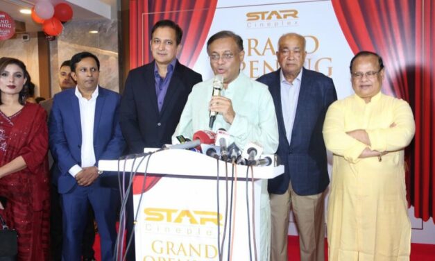 বছরে ১০-১২টি হিন্দি ছবি মুক্তিতে আপত্তি নেই তথ্যমন্ত্রীর