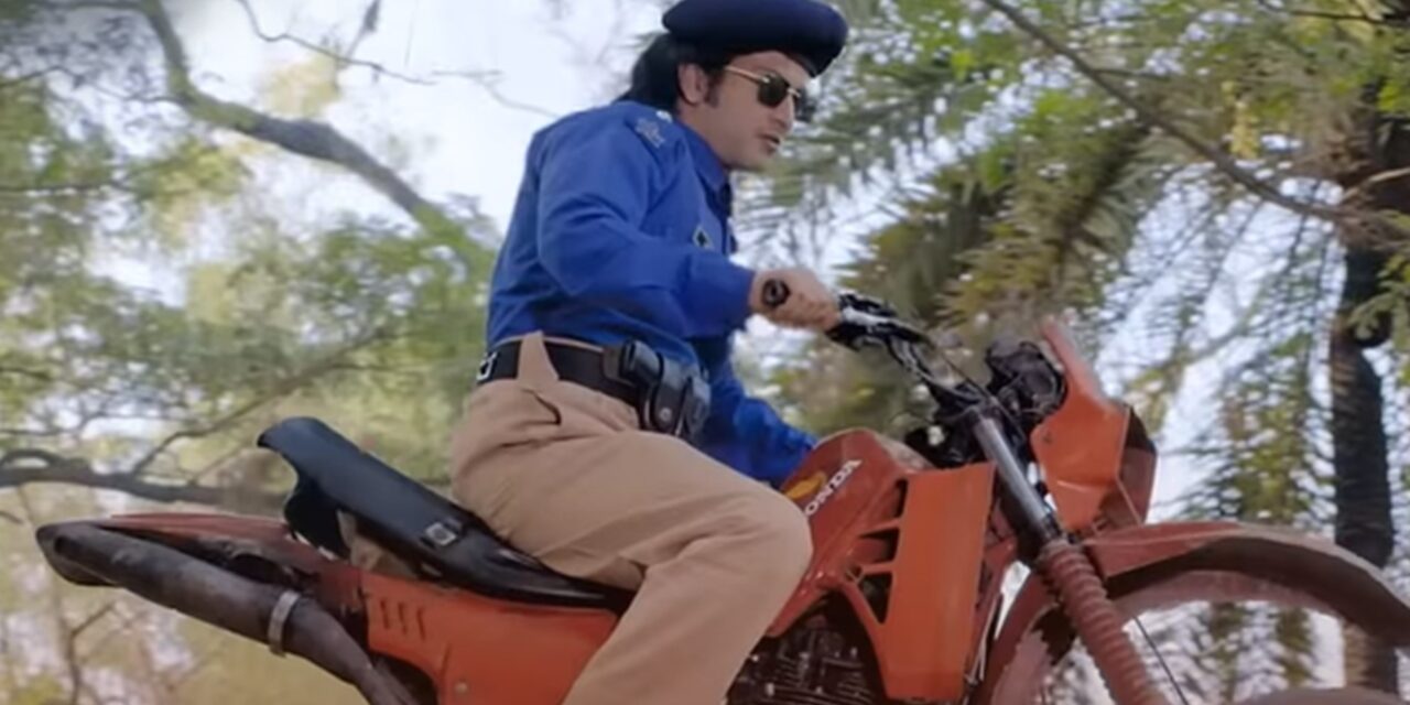 বুকের মধ্যে আগুন: দর্শকরা মিথ্যা বলছে?