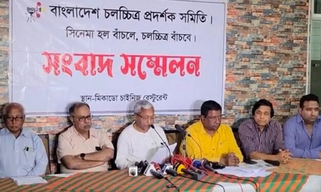 হয় ‘পাঠান’, নয় তো হল বন্ধ