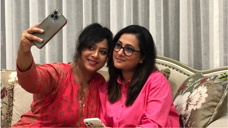 ফুলে-ফুলে যেমন সম্পর্ক, তেমনই শাবনূর-পূর্ণিমা