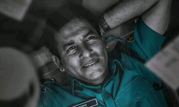 শক্ত-পোক্ত মার ‘মহানগর ২’