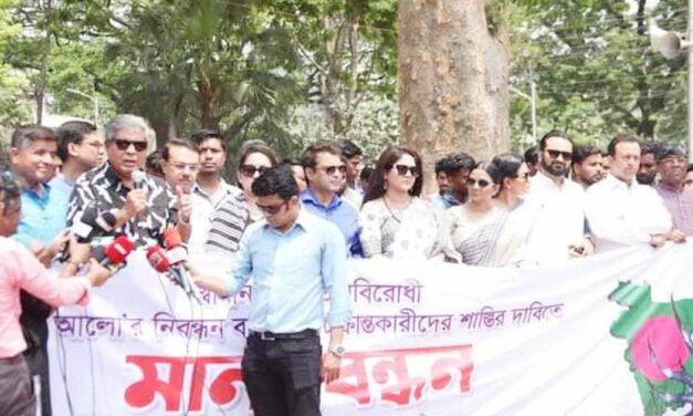 প্রথম আলো বিরোধী শত সংস্কৃতিসেবীর মাঝে আছেন পরিচিত অভিনয়শিল্পীরাও