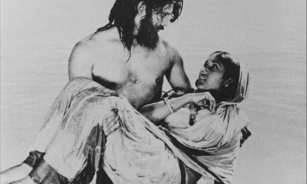 রিভিউ/ অনন্য ‘তিতাস একটি নদীর নাম’