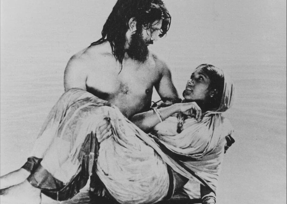 রিভিউ/ অনন্য ‘তিতাস একটি নদীর নাম’