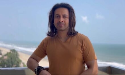 অগ্রজরা বলেন, ‘তুমি হাল ছেড়ো না, শক্ত করে ধরে থাকো মাটি’