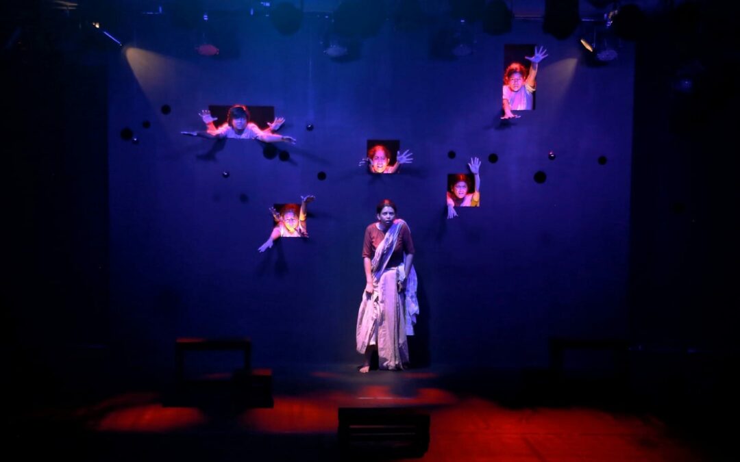 মঞ্চে ‘আমি বীরাঙ্গনা বলছি’ : বেদনার অতলস্পর্শী আখ্যান