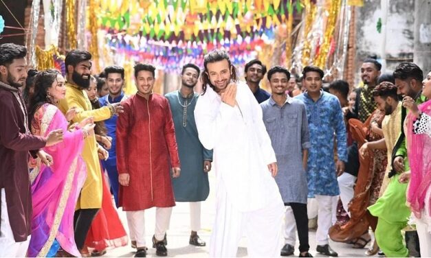 গতানুগতিক ‘কোরবানি কোরবানি’, লুফে নিলেন শাকিব ভক্তরা