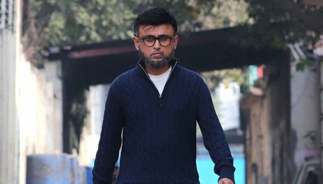 অনেস্ট মেকিং : সামথিং লাইক অ্যান অটোবায়োগ্রাফি