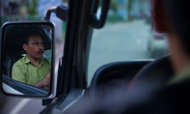 বাংলাদেশ থেকে ৯৬তম অস্কারে যাচ্ছে ‘পায়ের তলায় মাটি নাই’