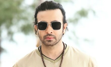 অনুদানের ১৯ লাখ ৫০ হাজার টাকা ফেরত দিলেন শাকিব খান