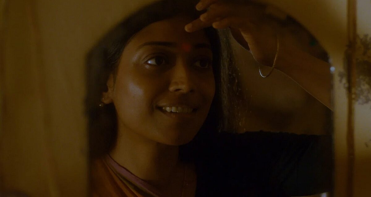 পুরস্কারে শুভ সূচনা ‘বাড়ির নাম শাহানা’র