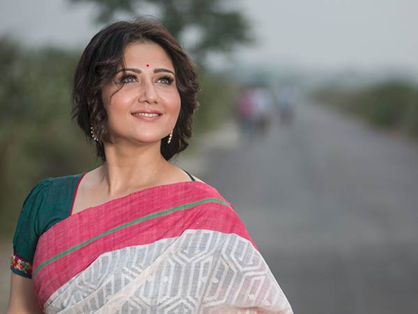 স্বস্তিকা মুখার্জির নায়ক খুঁজে খুঁজে ‘হয়রান’ পরিচালক