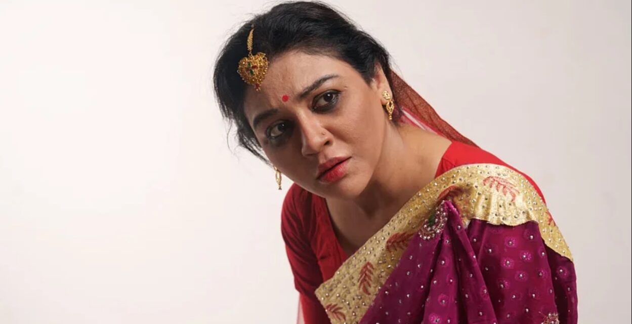 দেশে ‘পেয়ারার সুবাস’, বিদেশে জয়া আহসানের ‘ভূতপরী’