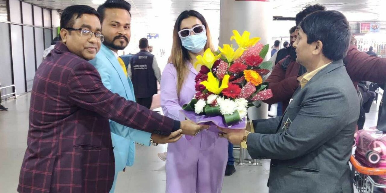 অভিমান করে মাহির ছেড়ে দেয়া সেই সিনেমায় কলকাতার কৌশানী