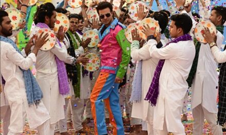 টাইটেল গানে রঙচঙা ‘রাজকুমার’