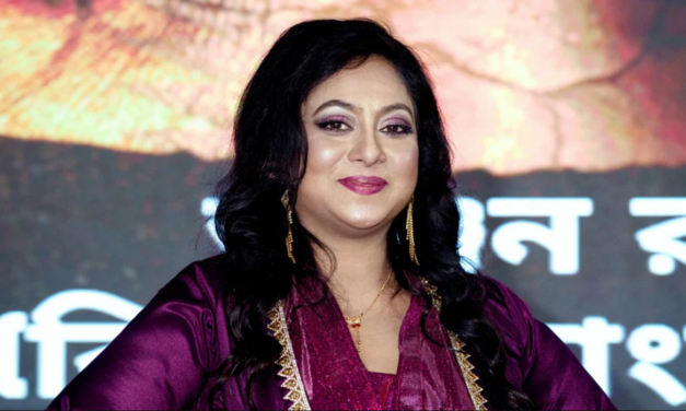 আপত্তিতে কান দিলেন না শাবনূর, আরো এক সিনেমার ঘোষণা