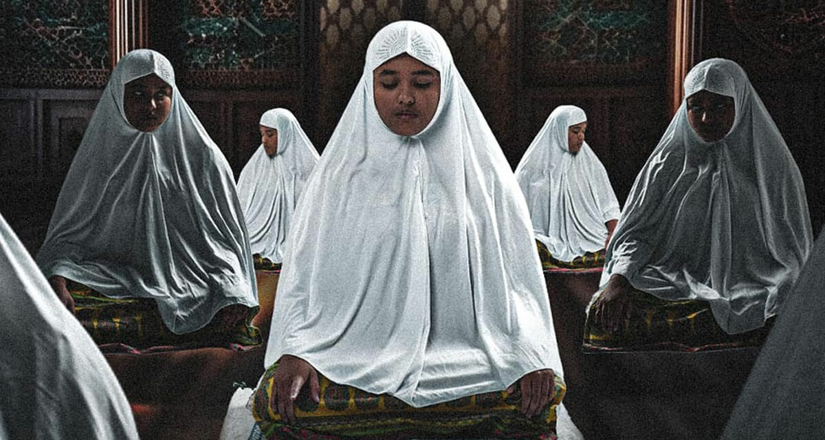 মোনা/ আবারো অ্যাম্বুলেন্স-হাসপাতালের ভয় দেখাচ্ছে জাজ মাল্টিমিডিয়া