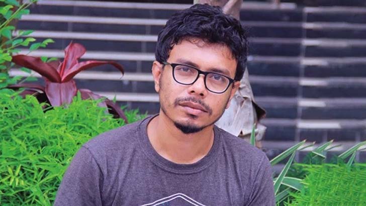 ‘আদম’ নির্মাতার মৃত্যু, কত স্বপ্নের সমাধি…