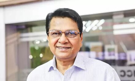 অভিনয়ে আচ্ছন্ন করা নায়ক আলমগীর