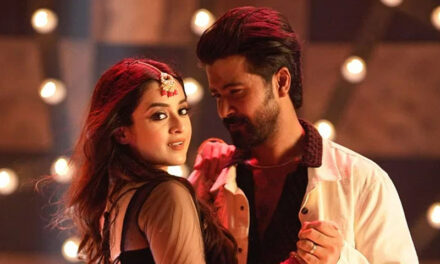 চেনা ছকের বাইরে গিয়ে নির্মাণ ‘ওমর’