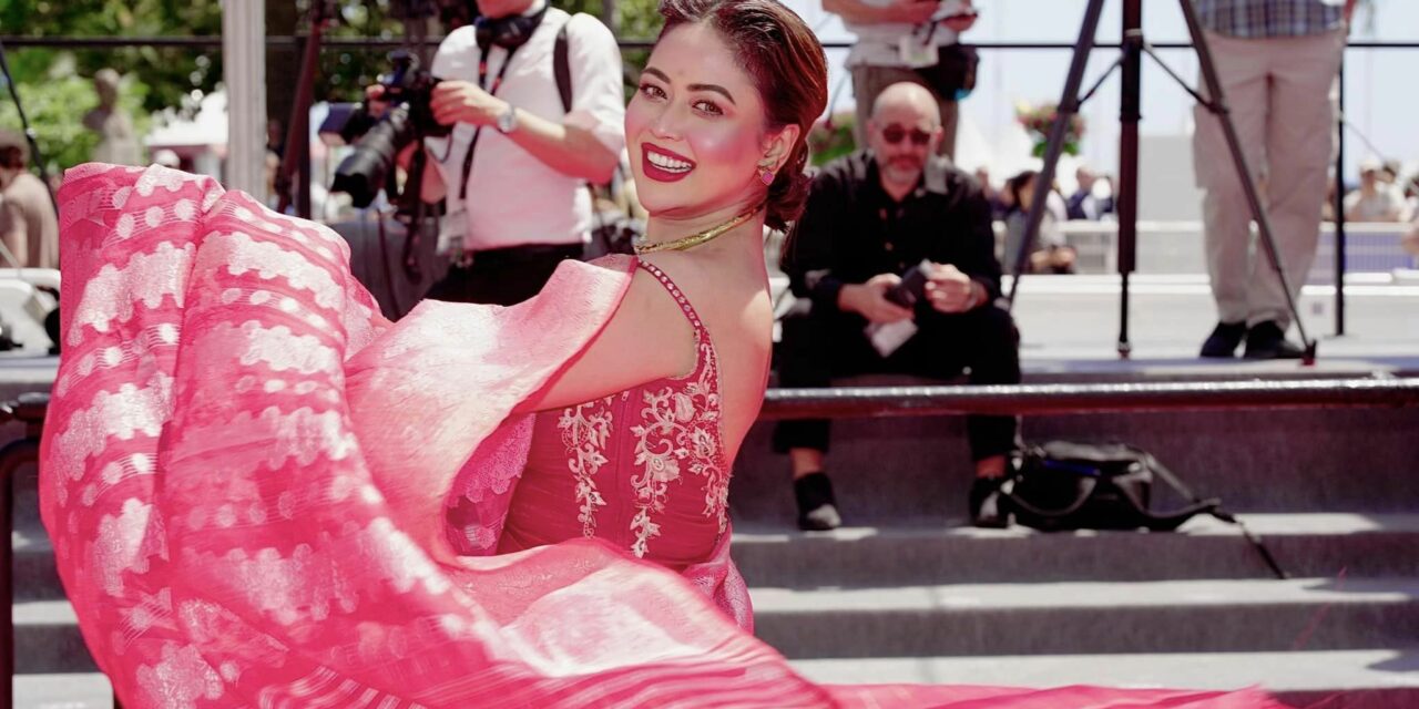 বাহারি ফটোশুটের পাশাপাশি কান থেকে নতুন ছবির ঘোষণা ভাবনার